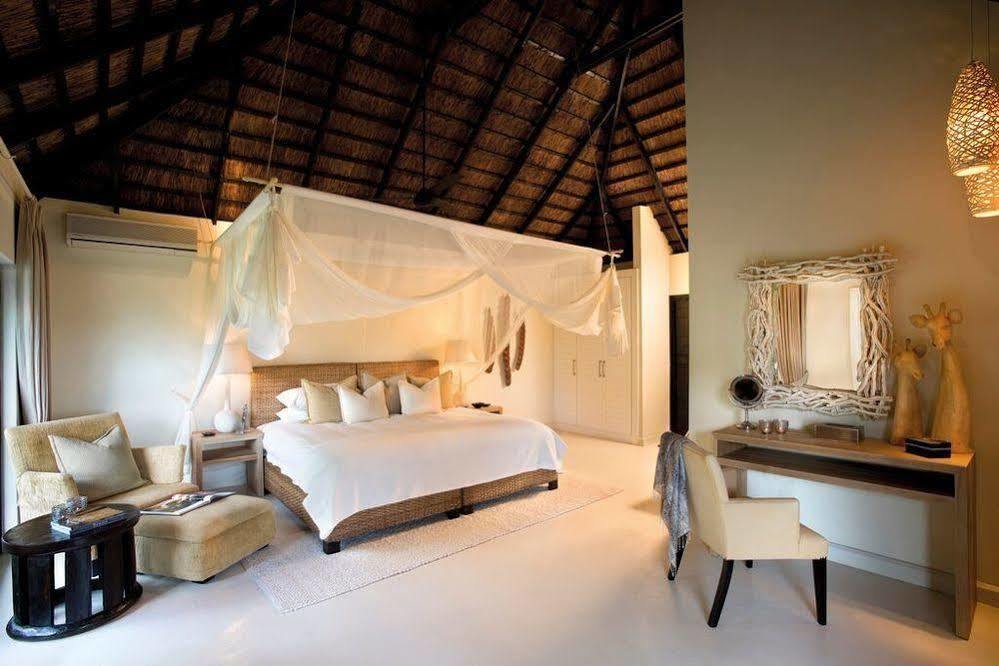Lion Sands - Tinga Lodge Skukuza Bagian luar foto
