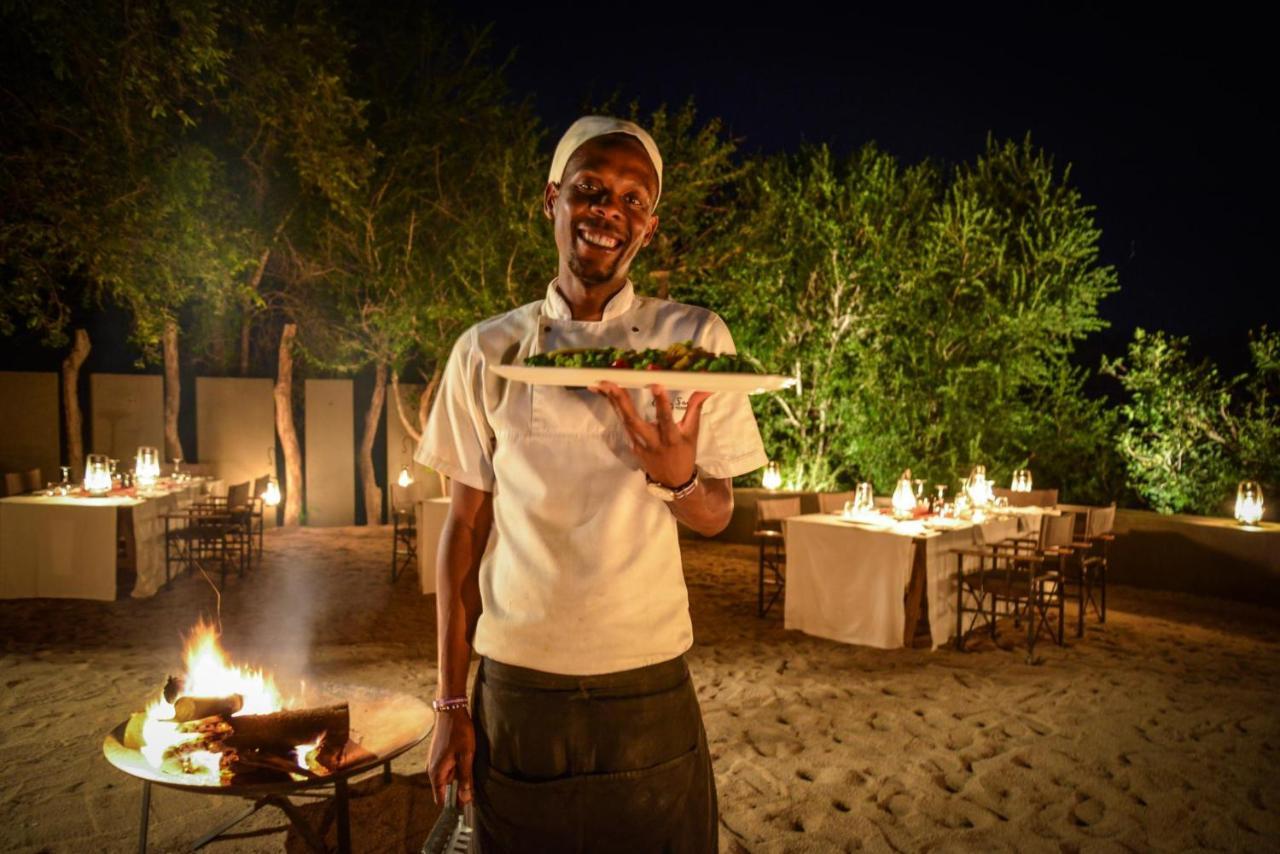 Lion Sands - Tinga Lodge Skukuza Bagian luar foto