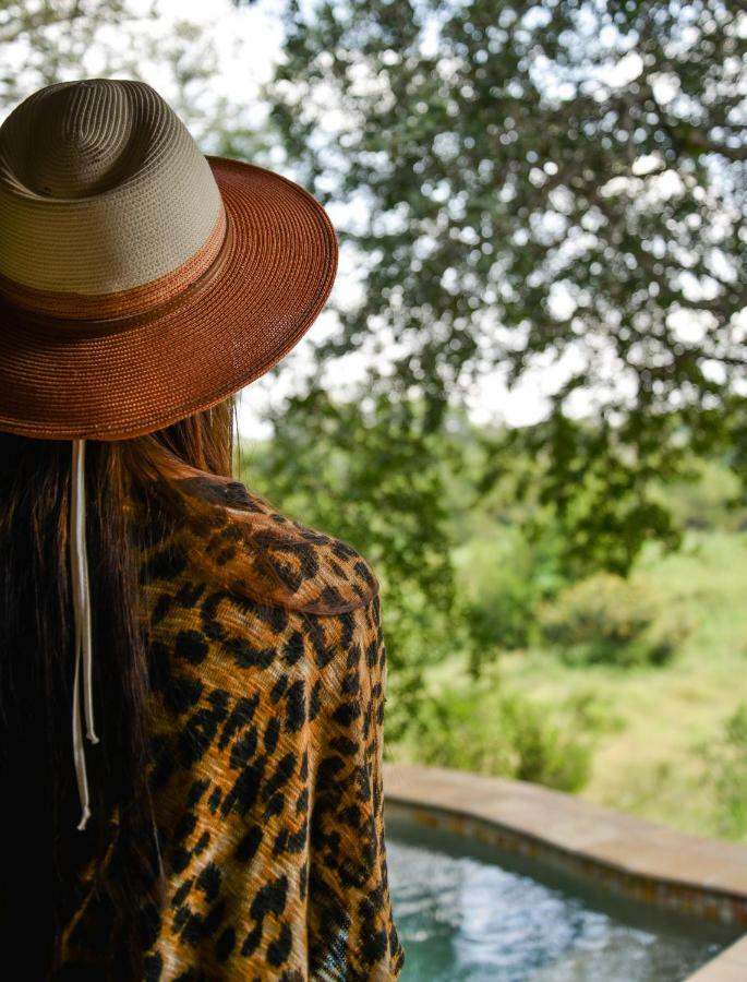 Lion Sands - Tinga Lodge Skukuza Bagian luar foto